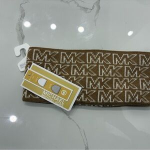 NWT Michael Kors MK Logo Monogram Reversible Knit Headband  – Beige/White